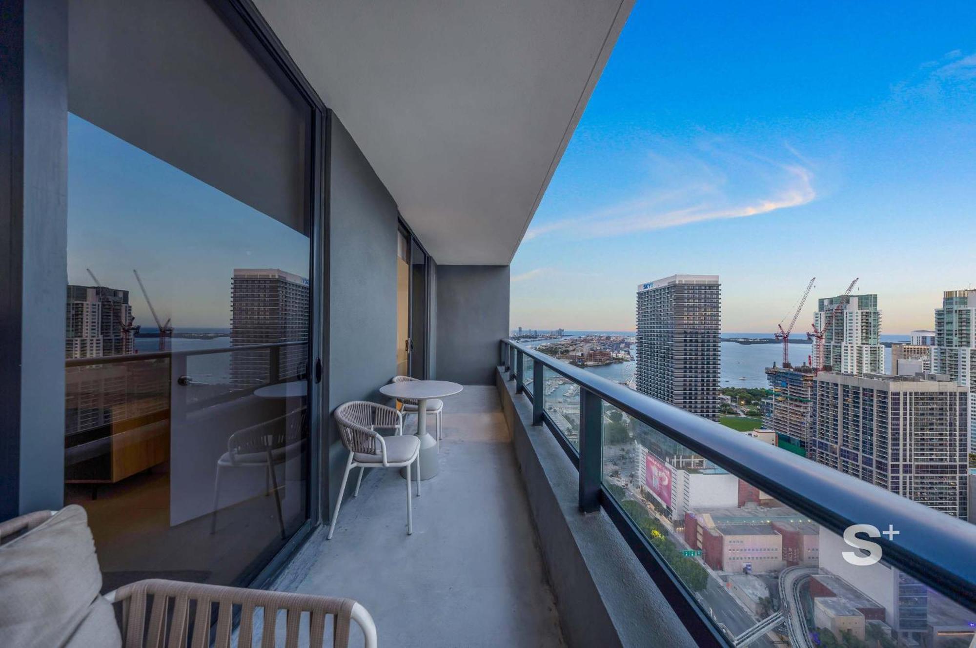 Stylish Cityscape 1bd In With Panoramic Views Miami
